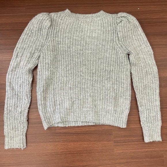 🤍FATE Grey Sweater🤍 - Picture 2 of 5